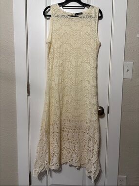 Mechant Cream Lace Maxi Dress